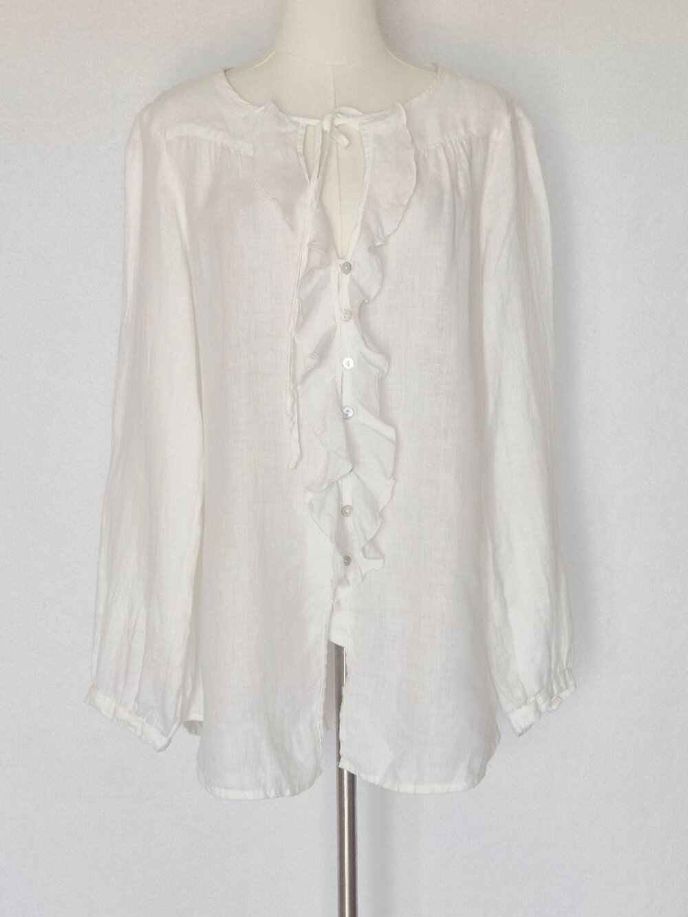 Cut Loose 100% Linen Lagenlook Ruffle Blouse Pearl Button Long Sleeve White